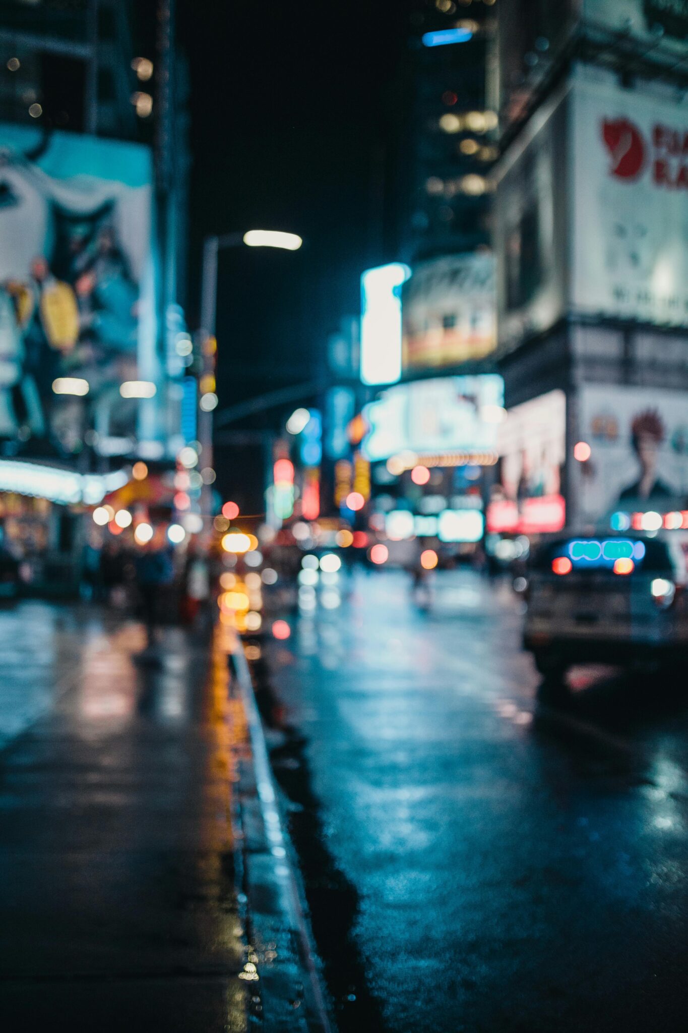 manhattan stabbing incident involving three vicitms